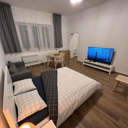 Paris Apartments カトヴィツェ エクステリア 写真