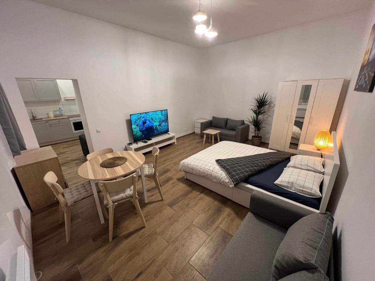 Paris Apartments カトヴィツェ エクステリア 写真